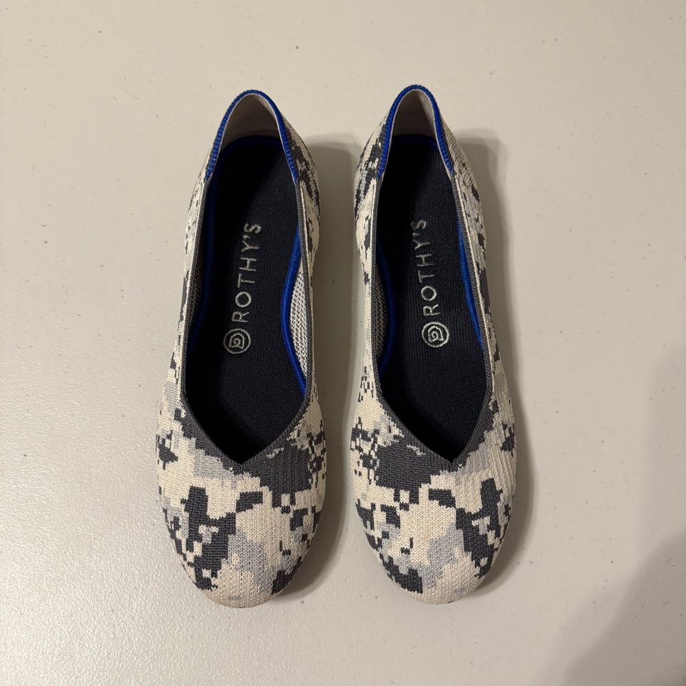 Rothy’s Ash Camo Gray Flats Retired Rare Size 9.5